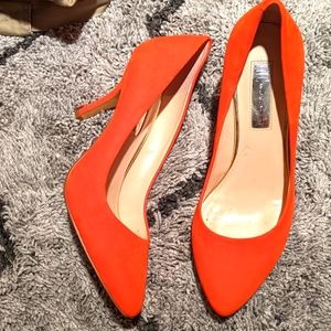 Coral orange I.N.C suede pointy heels size 7.5 women's shoes